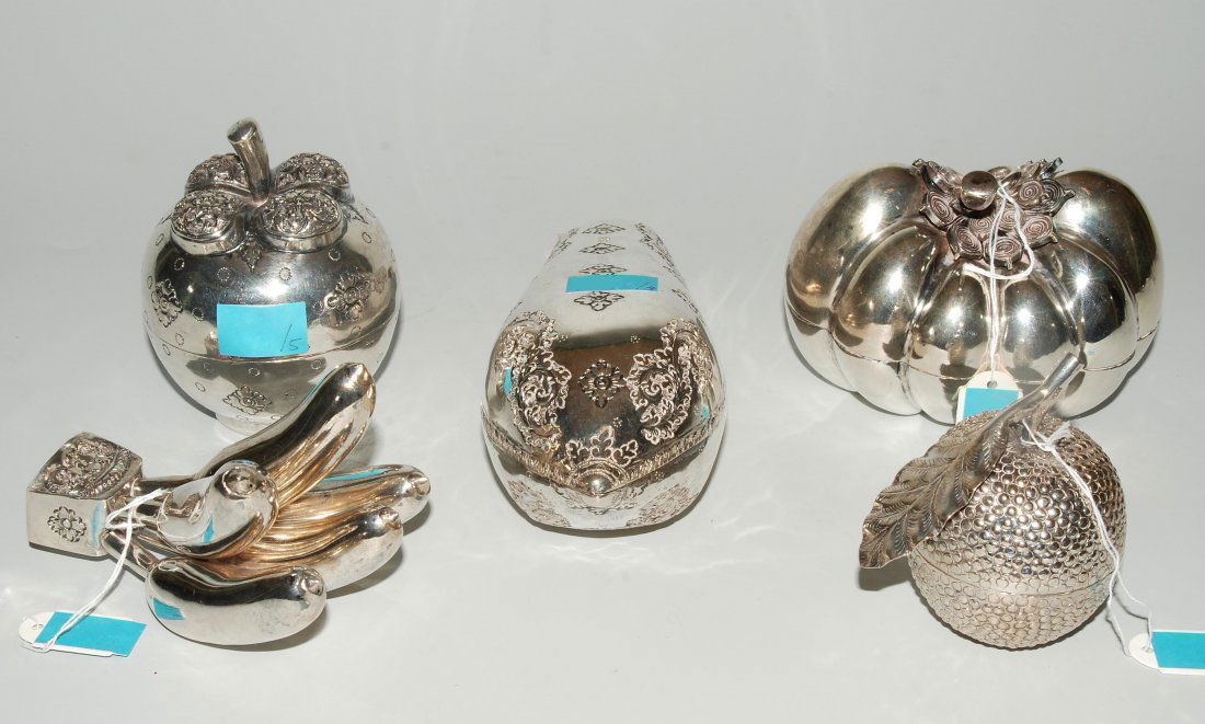 Lot: 5 Deckeldosen in Form von Früchten Thailand, (1 of 1)
