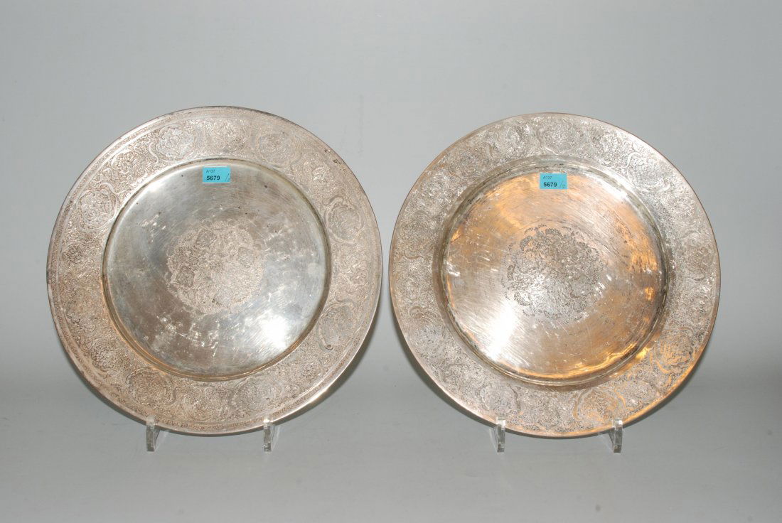 Lot: 2 Platten Persisch, 20.Jh. Silber. Spiegel und (1 of 1)