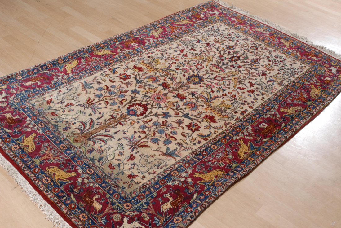 Teheran Z-Iran, um 1920. Im weissen Mittelfeld ruht ein (1 of 10)