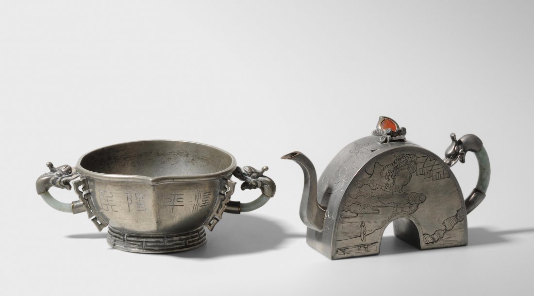 Lot: Henkelschale und Teekanne China, um 1900. Zinn. (1 of 1)