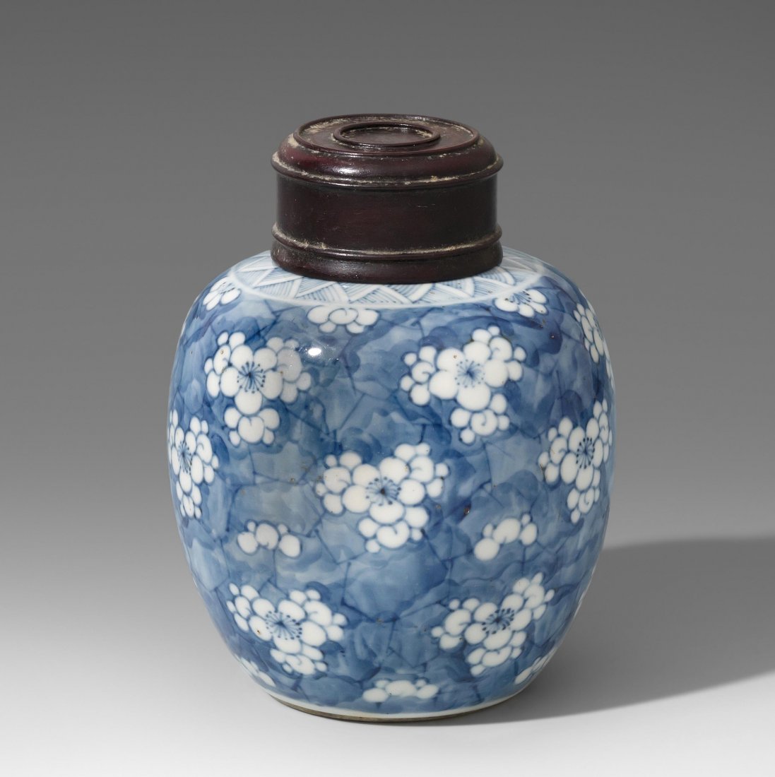 Teedose China, 19.Jh. Unterglasurblauer Prunusdekor auf (1 of 1)