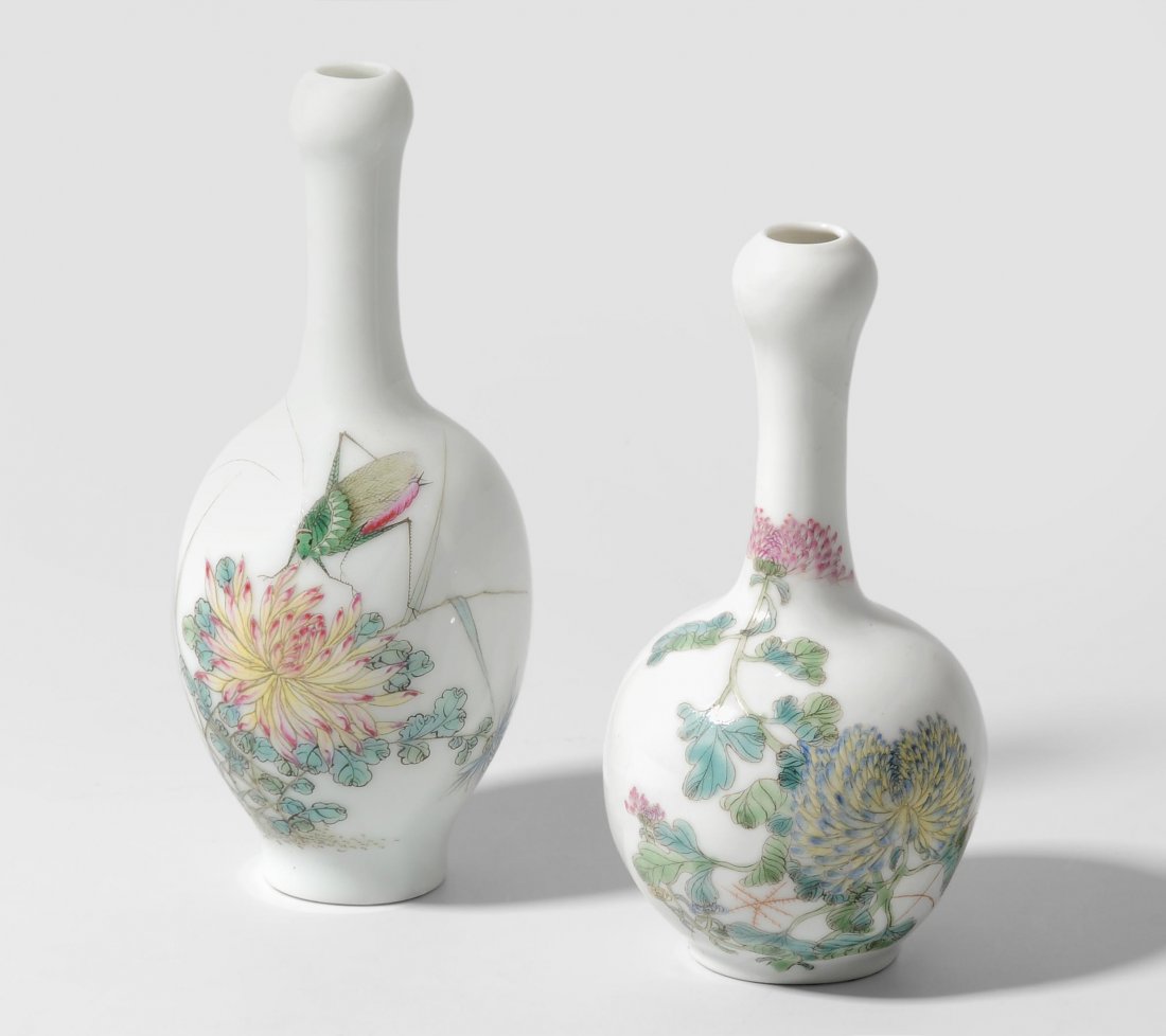 Lot: 2 kleine Vasen China, 20.Jh. Porzellan. Eisenrote (1 of 6)