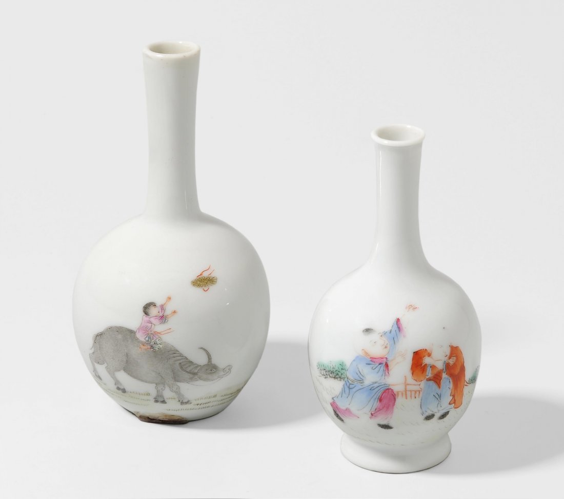 Lot: 2 kleine Vasen China, 20.Jh. Hongxian-Marke. (1 of 1)