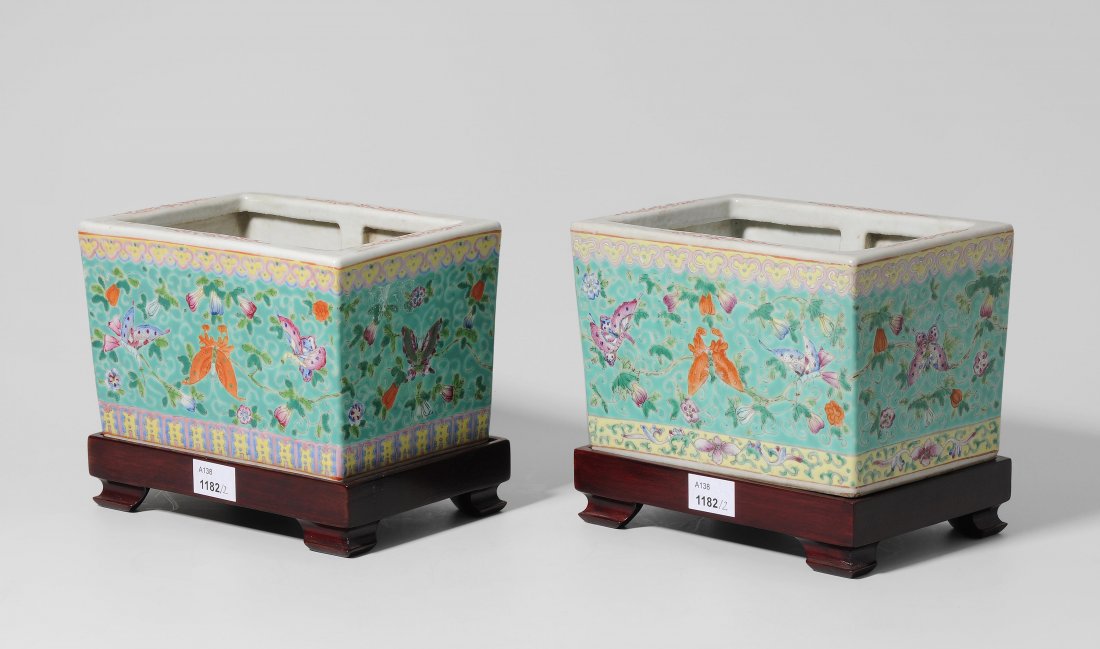 1 Paar kleine Cachepots China, Mitte 19.Jh. Eisenrote (1 of 8)