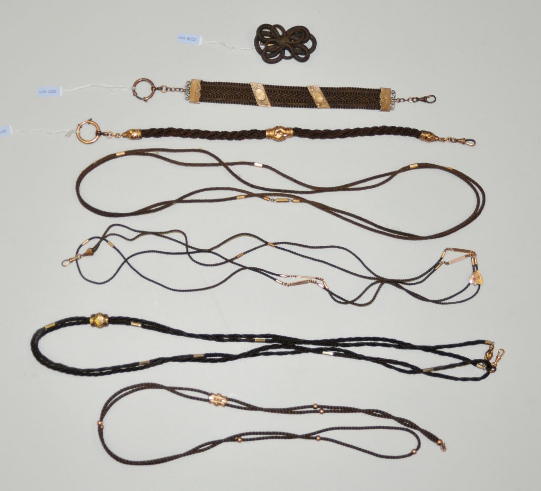 Lot: Haarschmuck Um 1900. Kunstvoll geflochtenes (1 of 1)