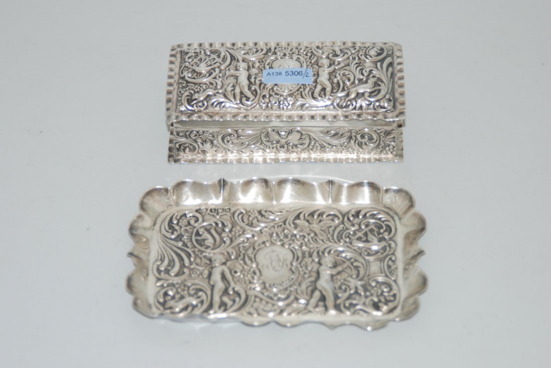 Deckeldose auf Schale London, 1900. Silber. Goldsmiths (1 of 1)