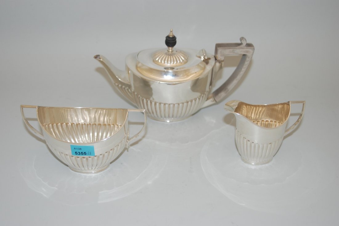 Set: Teekanne, Cremièr, Sucrièr London, 1906/1907. (1 of 1)