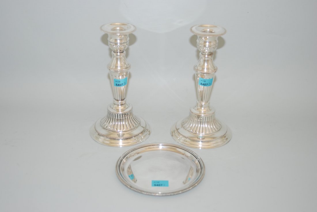 Lot: 1 Paar Kerzenstöcke, 1 Untersetzer 1 Paar (1 of 1)