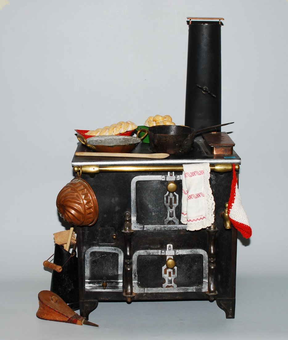 Kinderkochherd Gusseisen, geschwärzt. Galeriestange und (1 of 1)