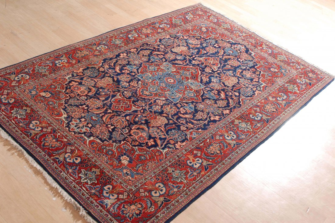 Kashan Z-Iran, um 1920. Im nachtblauen Innenfeld liegt (1 of 7)