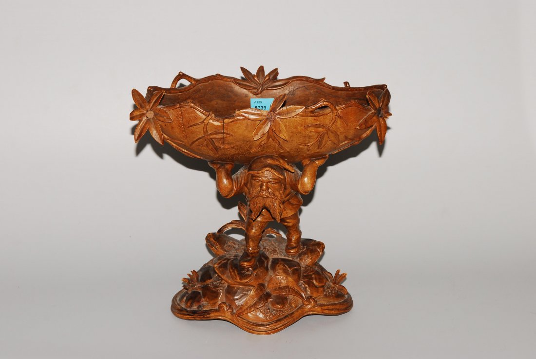 Brienzer Figur Schweiz, um/nach 1900. Holz, geschnitzt (1 of 1)