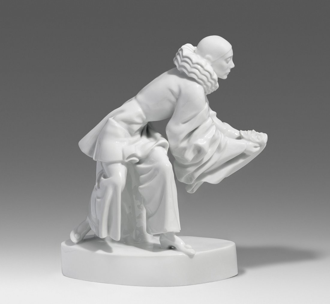 Figur 20.Jh. Pierrot mit Maske. Porzellan, weiss. (1 of 1)