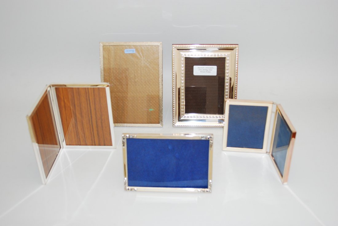 Lot: 5 Fotorahmen 20.Jh. Mehrheitlich Silber. (1 of 1)