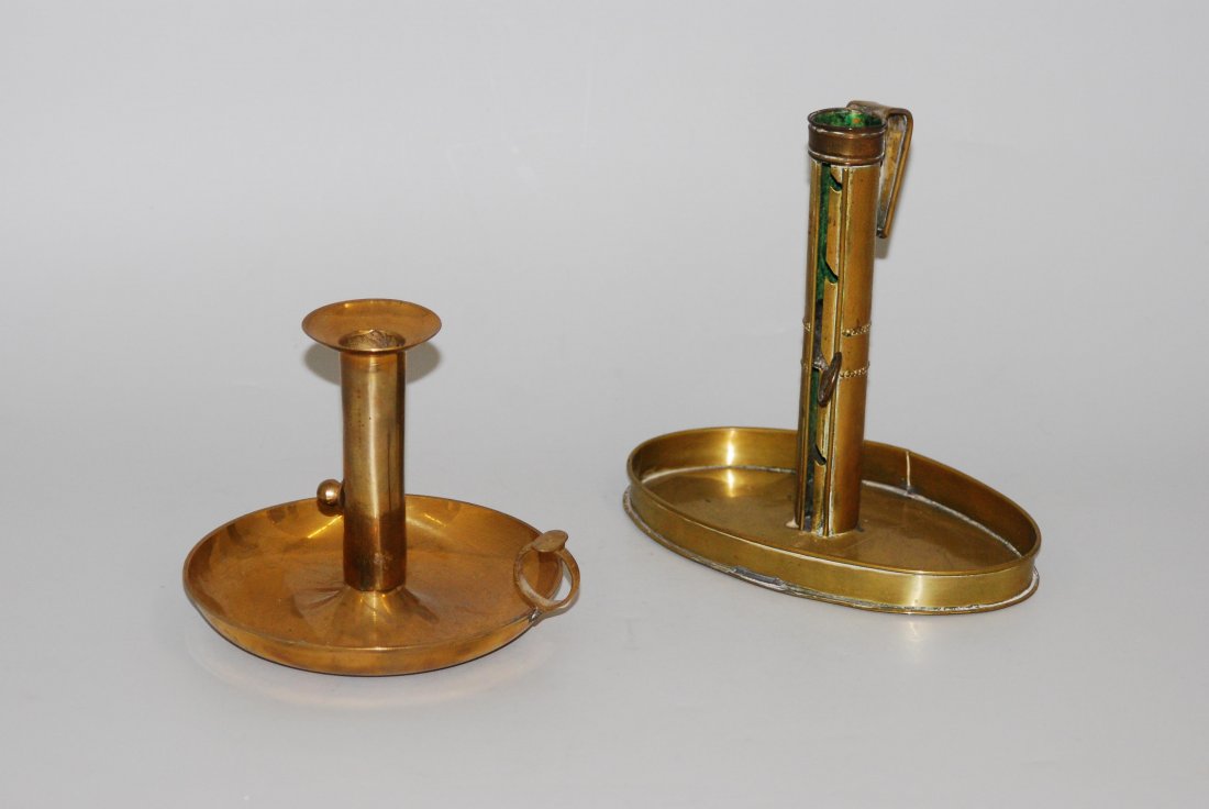 Nachtlicht 19.Jh. Messing. Säulenschaft mit Schieber (1 of 1)