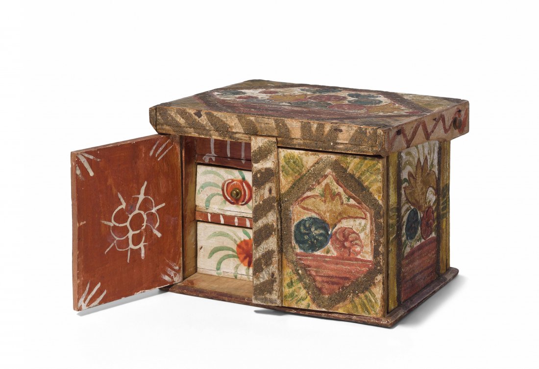 Kleines Kabinettschränkchen Alpenländisch, um 1800. (1 of 1)