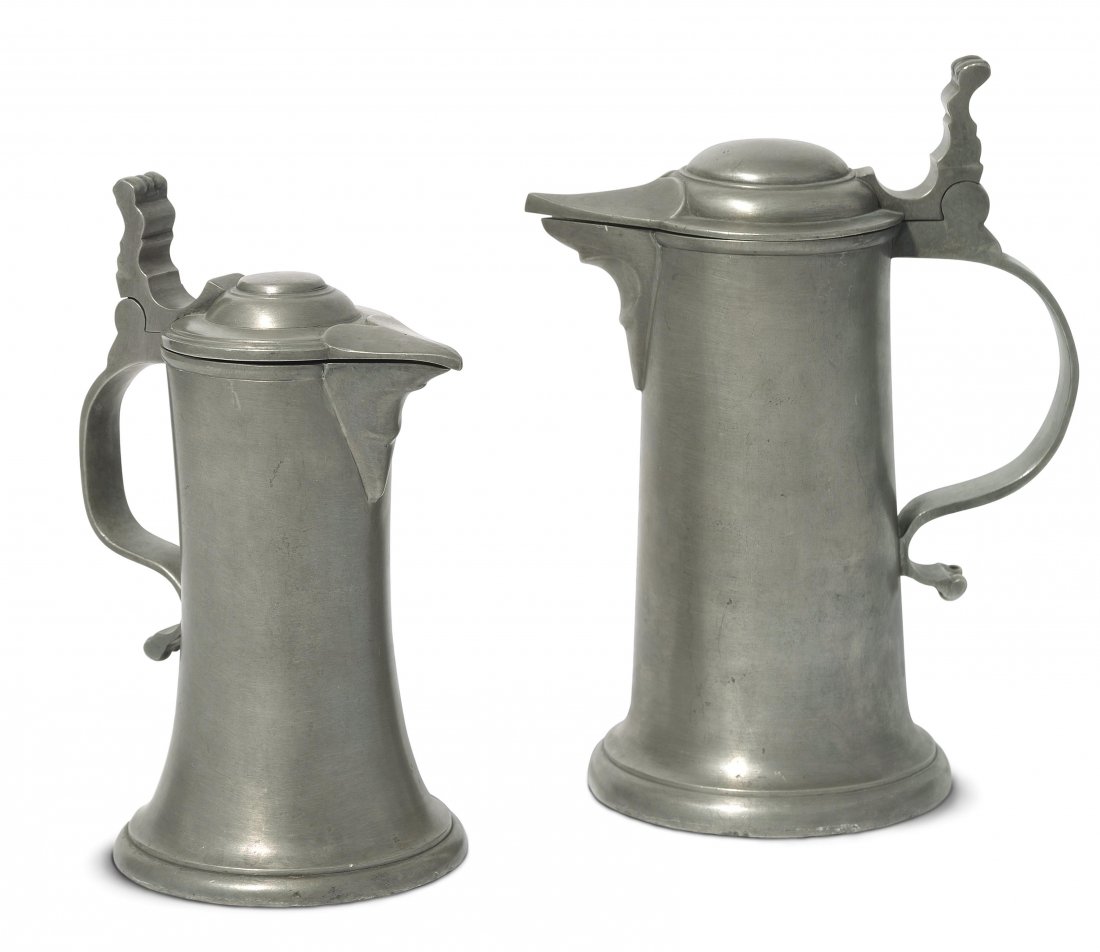 Lot: 2 Schnabelstizen Chur, um 1780. Zinn. Bodenrosette (1 of 1)