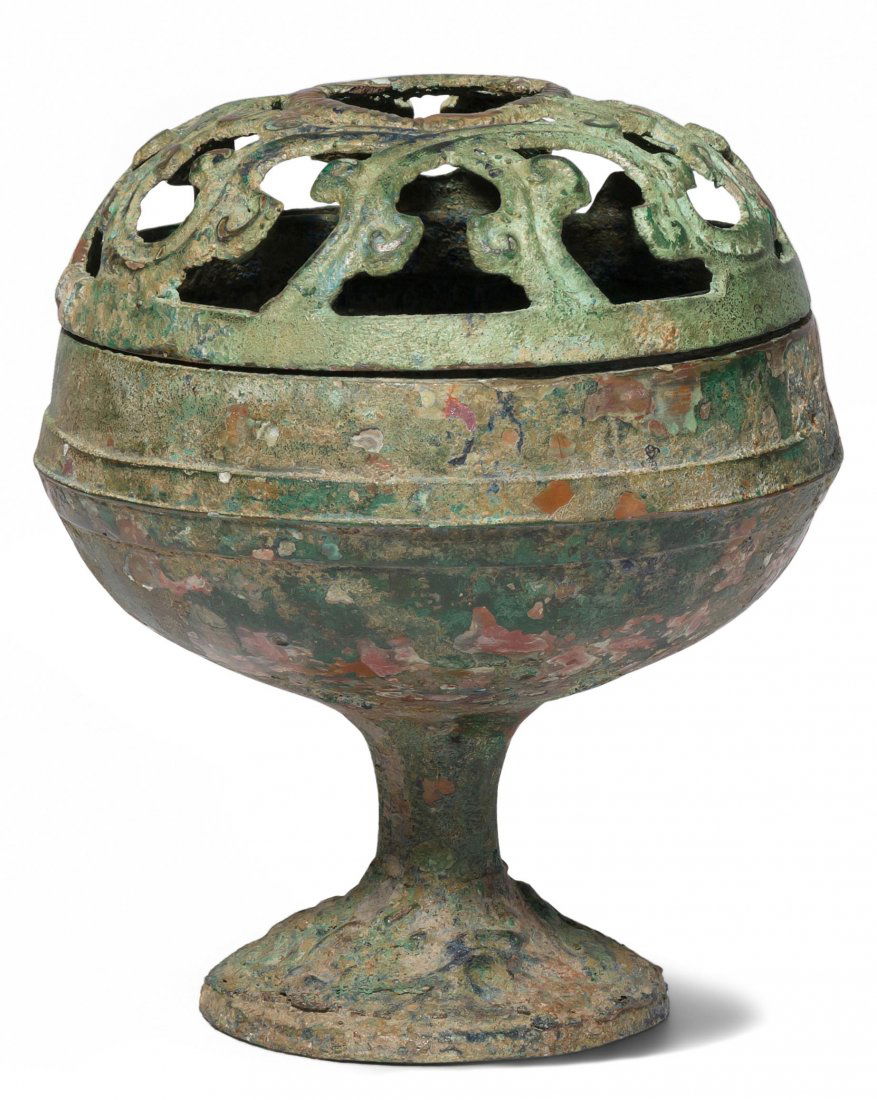 Räuchergefäss China. Zhou-Dynastie. Bronze mit grüner (1 of 10)