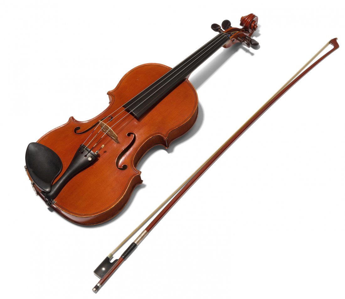 Violine mit Bogen Plinio Michetti (1891–1991), Turin,: Violine mit Bogen Plinio Michetti (1891–1991), Turin, 1931. Mit handgeschriebener Etikette: "Plinio Michetti fece in Torino anno 1931". Bogen von Kurt Dölling (1902–1952) mit Stempelsignatur. L 5