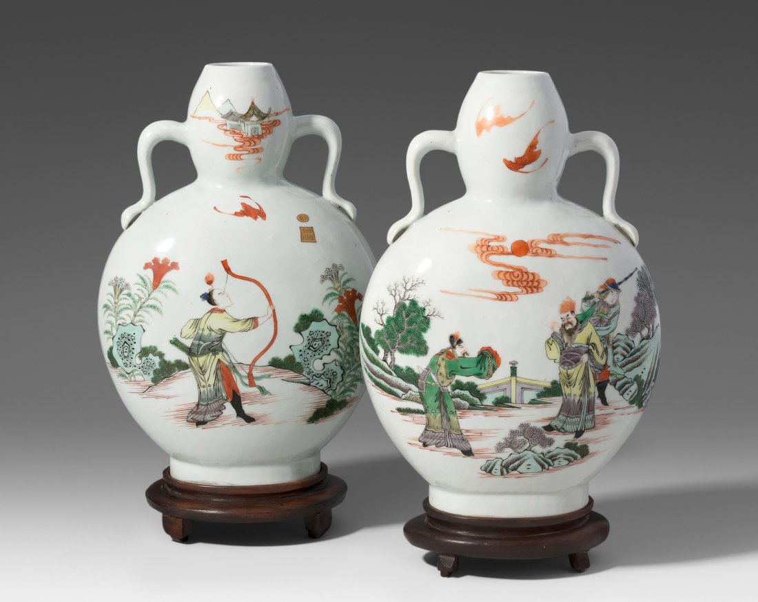 1 Paar Mondflaschen, "bian hu"  China, 19./20.Jh. (1 of 9)