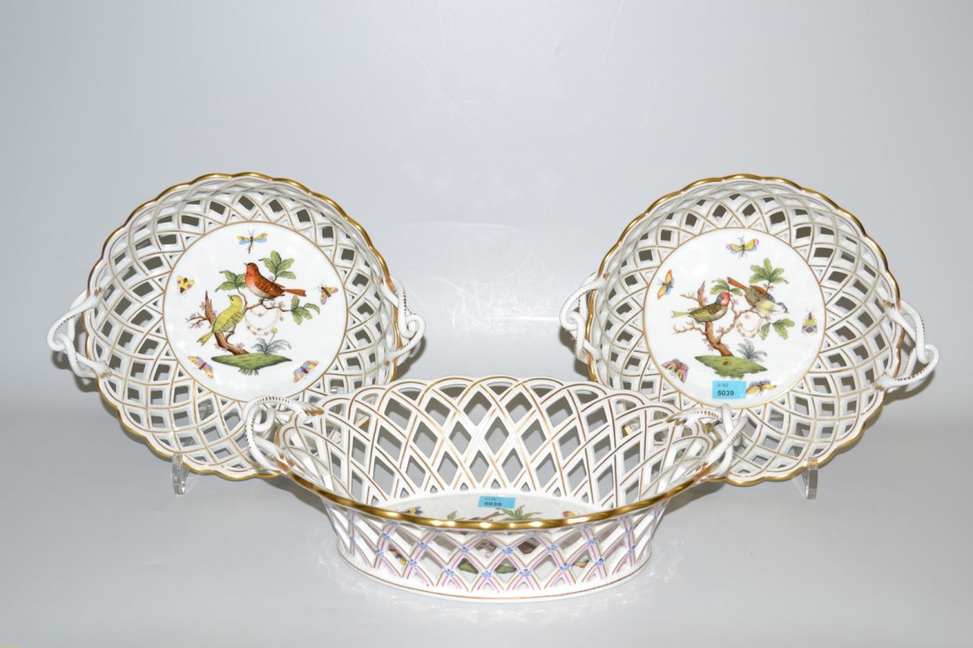 Lot: 3 Korbschalen, Herend Nach 1945. Porzellan, (1 of 1)