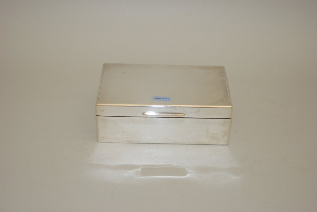 Zigarettendose London, 1938. Silber. Meistermarke R.C. (1 of 1)