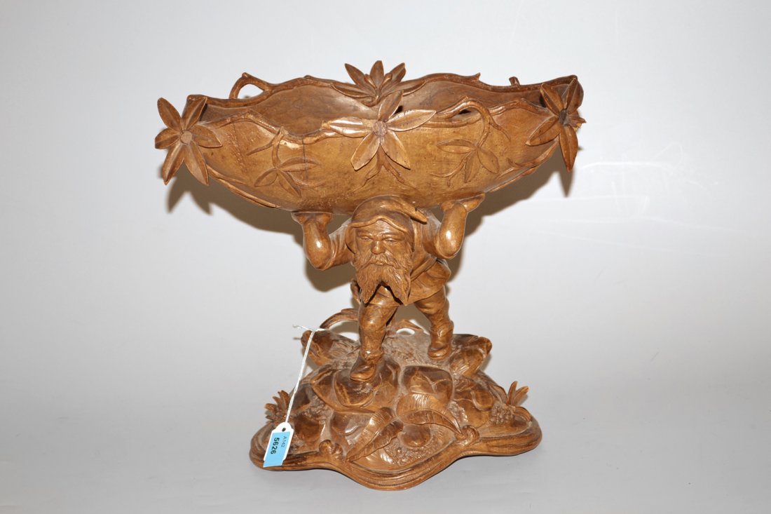 *Brienzer Figur Schweiz, um/nach 1900. Holz, geschnitzt (1 of 1)