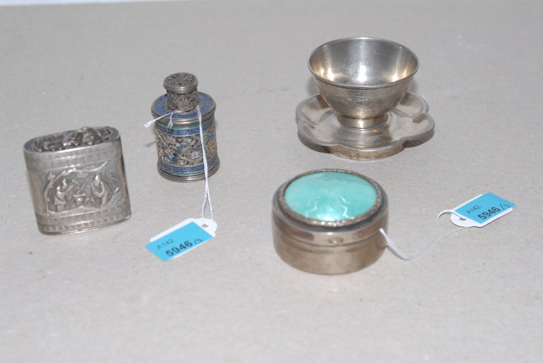 Lot: 3 Dschen und 1 Koppchen China. Silber und (1 of 1)