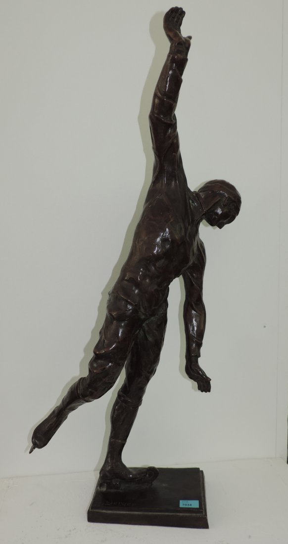 Berger, Leo (Solothurn 1885–1983 Pieterlen): Berger, Leo (Solothurn 1885–1983 Pieterlen) Eiskunstlufer. Bronze. Auf dem Bronzesockel signiert. H 62 cm.