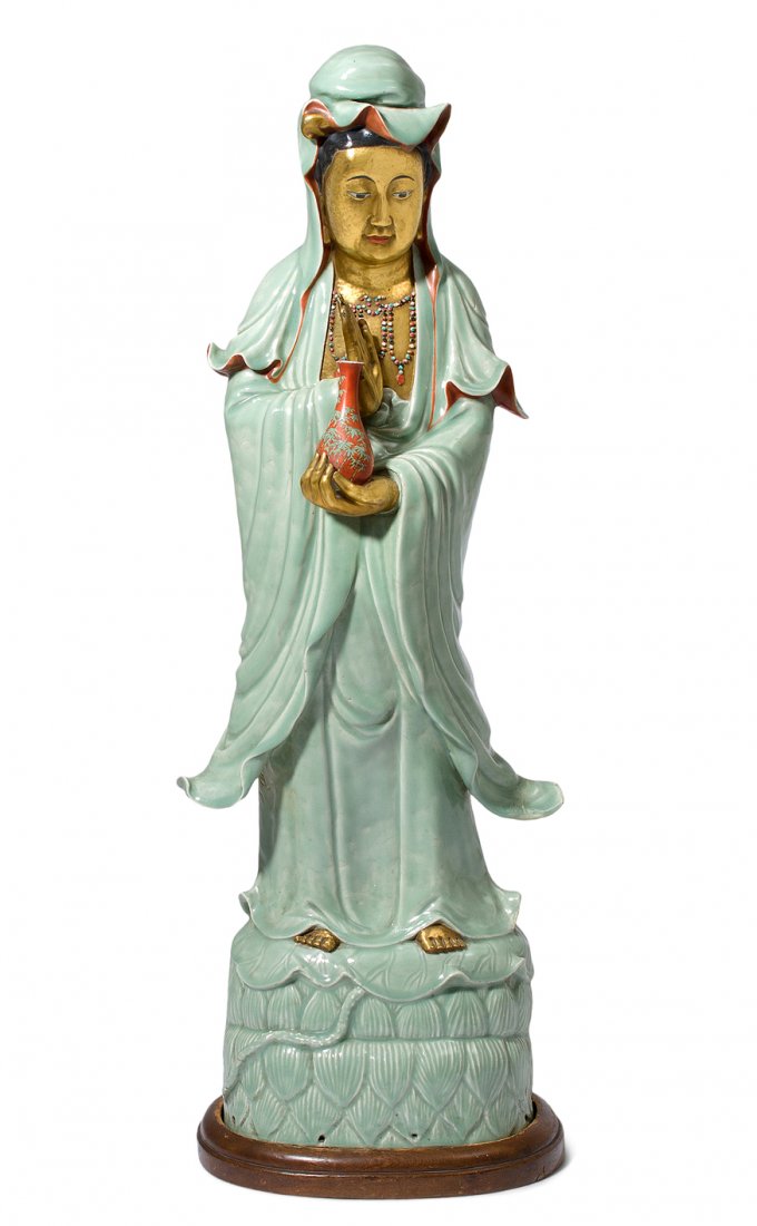 Grosse Guanyin-Figur China, 20.Jh. Porzellan mit (1 of 10)