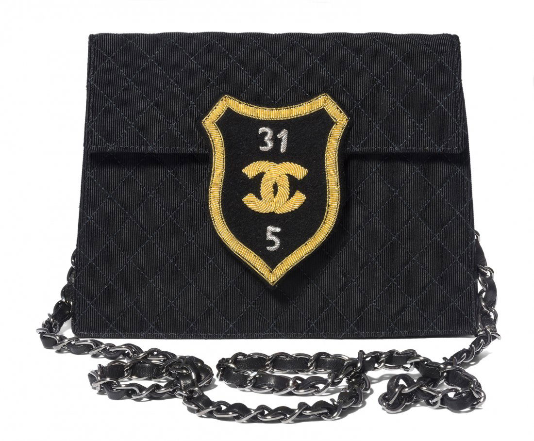 Chanel, Clutch Schwarzer Stoff mit gestepptem (1 of 1)