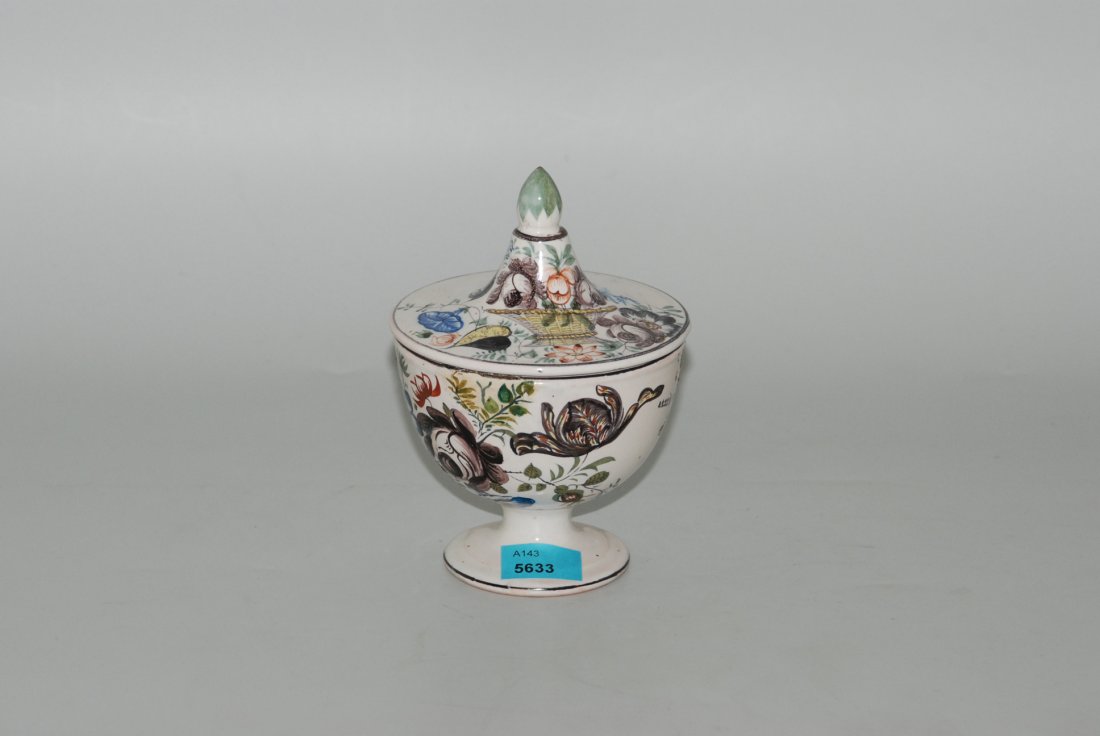 Kleines Deckelgefäss Schooren, um 1845. Fayence, (1 of 1)