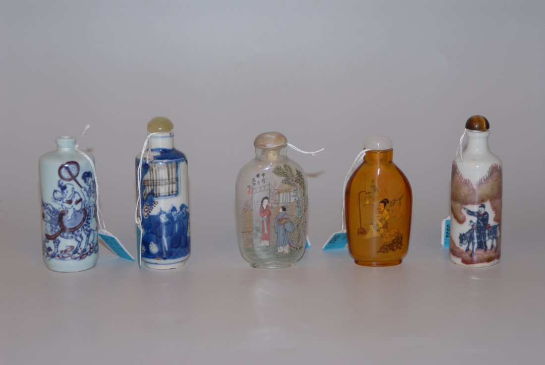 Lot: 5 Snuffbottles China, 2.Hälfte 20.Jh. Drei (1 of 1)