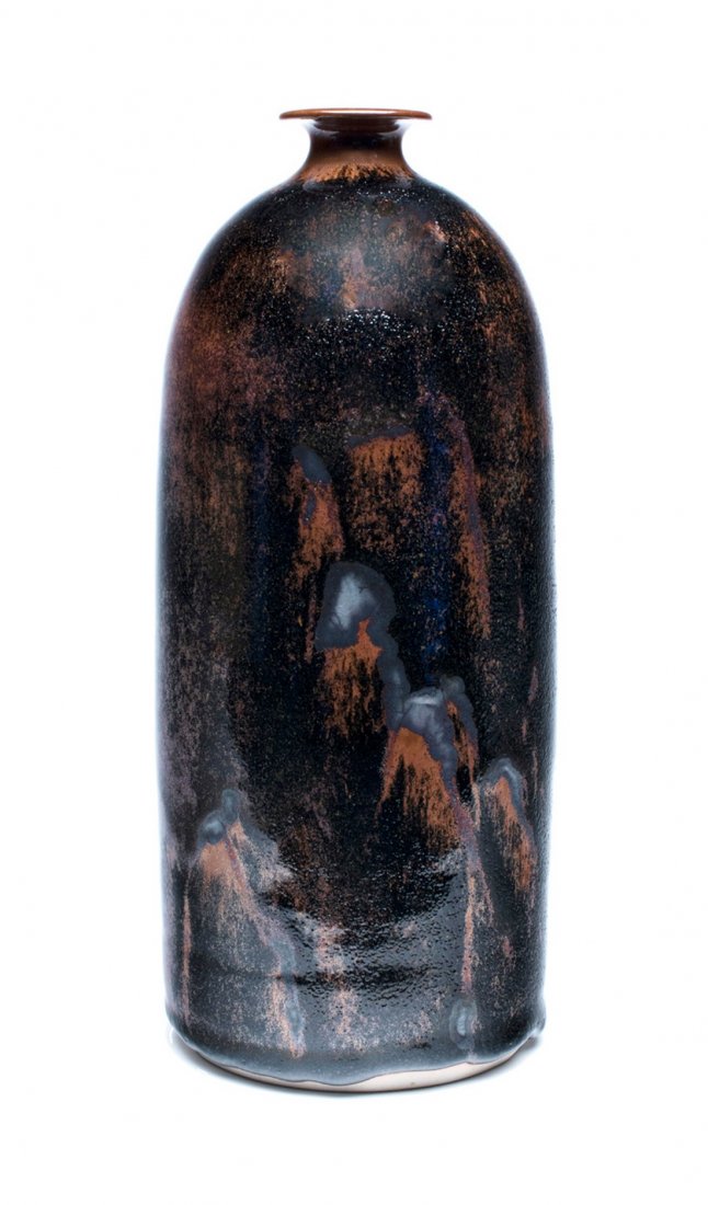 Brother Thomas -  Brown vase with short neck (1 of 1)