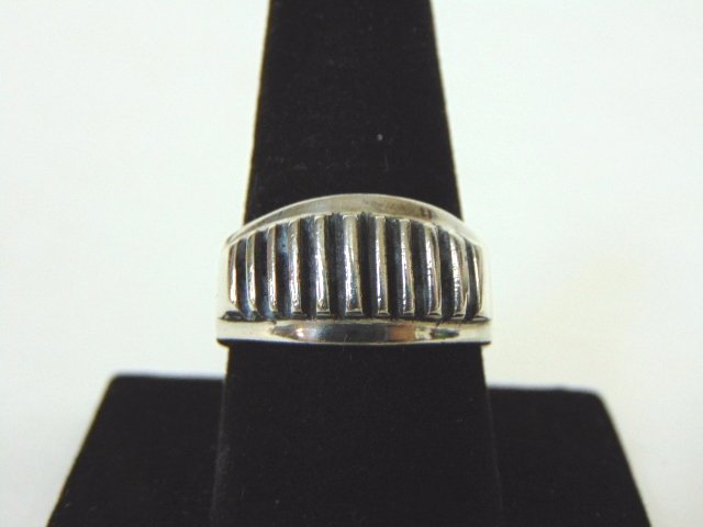 Womens Vintage Estate .925 Sterling Silver Ring 9.0g (1 of 4)