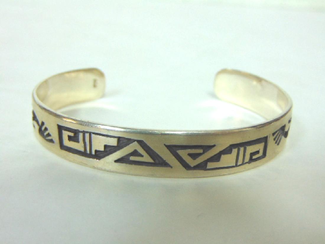 Sterling Silver Zuni Navajo Design Cuff Bracelet (1 of 2)