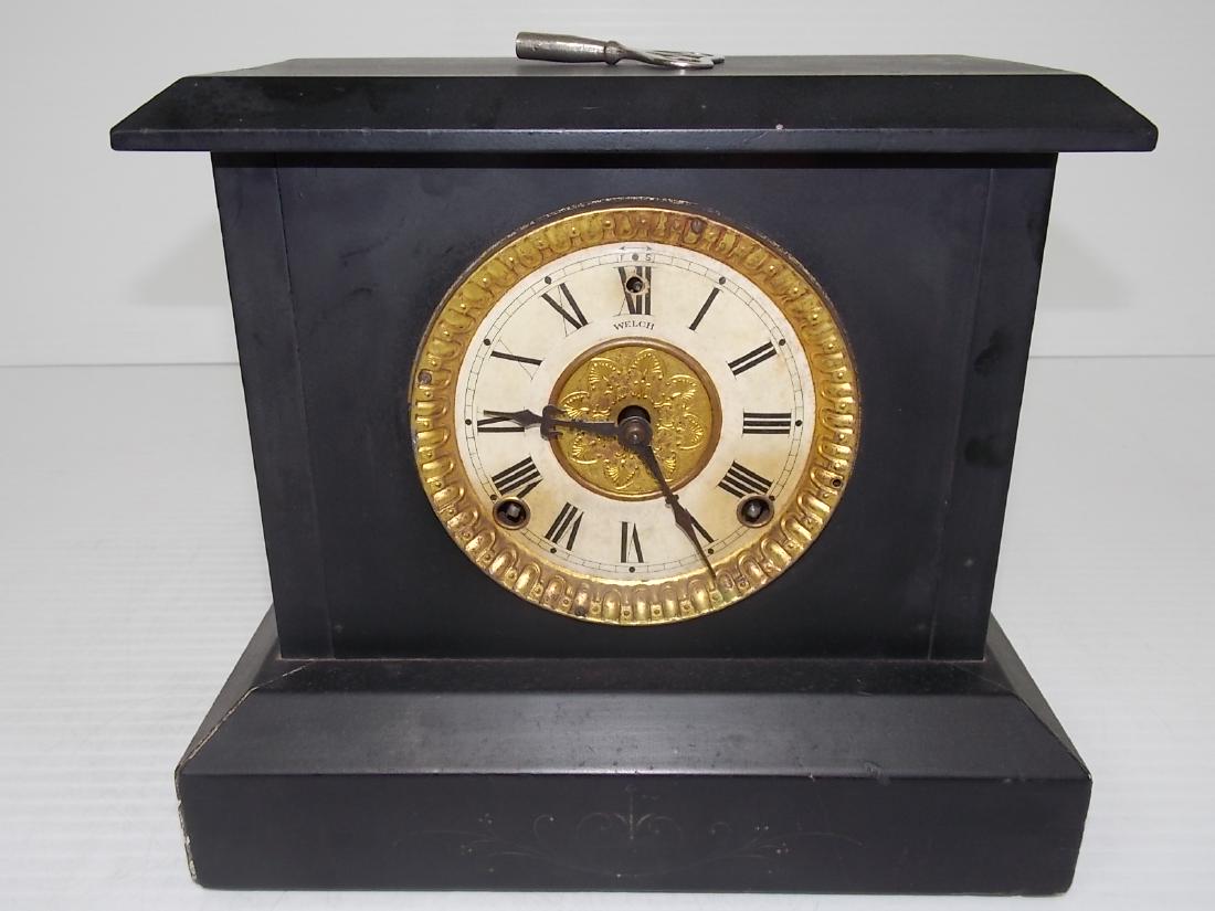 ANTIQUE EASTLAKE VICTORIAN STYLE WELCH MANTLE CLOCK (1 of 9)