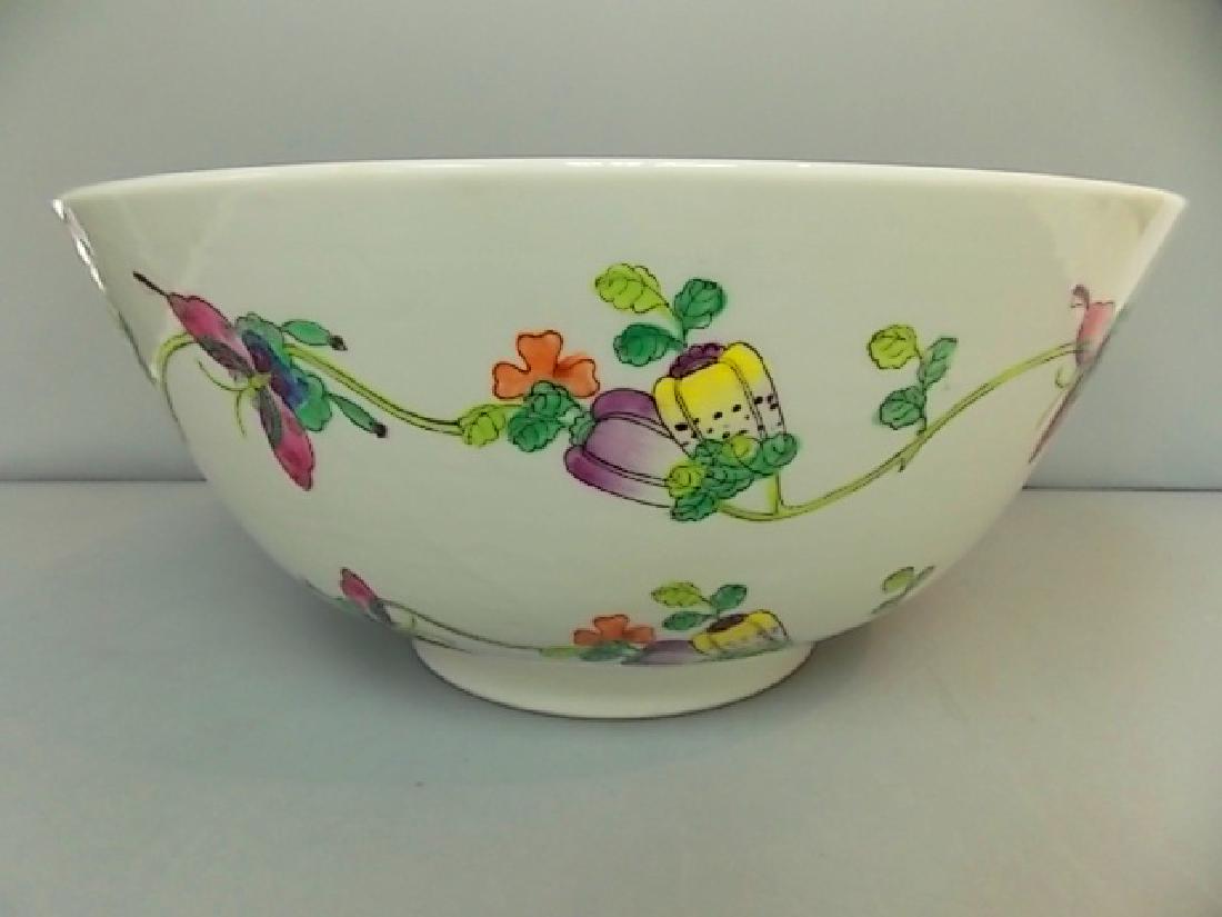 ANTIQUE HAND PAINTED CHINESE JAPANESE PORCELAIN BOWL (1 of 4)