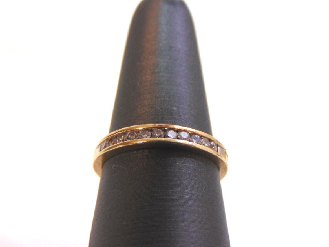 Womens Vintage Estate 14K Yellow Gold Diamond Ring 2.1g: FOR SALE IS THIS EXQUISITE VINTAGE ESTATE 14K YELLOW GOLD DIAMOND RING. THE RING WEIGHS 2.1g WITH THE DIAMONDS. THE SIZE OF THE RING IS A 7.5. THE CARAT WEIGHT OF THE DIAMONDS ARE ABOUT .36cts. ANY OT