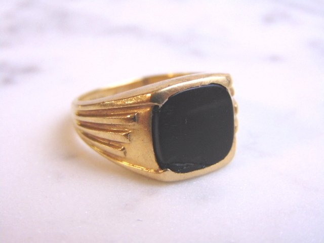 Mens Vintage Estate 10k Gold Ring w/ Onyx Stone (1 of 4)