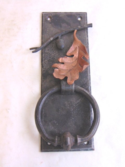 DECORATIVE HAND FORGED DOOR KNOCKER W/ COPPER (1 of 4)