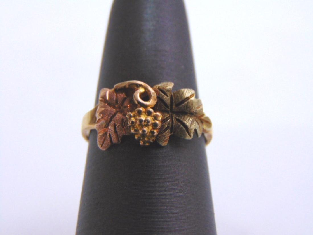 VINTAGE ESTATE 10K GOLD WOMEN'S GRAPE LEAF RING 2.0g (1 of 4)