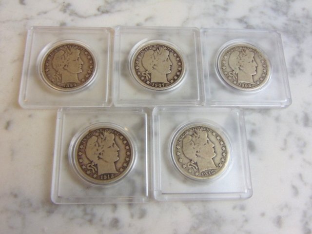 ESTATE FIND LOT OF 5 SILVER BARBER HALF DOLLARS (1 of 2)