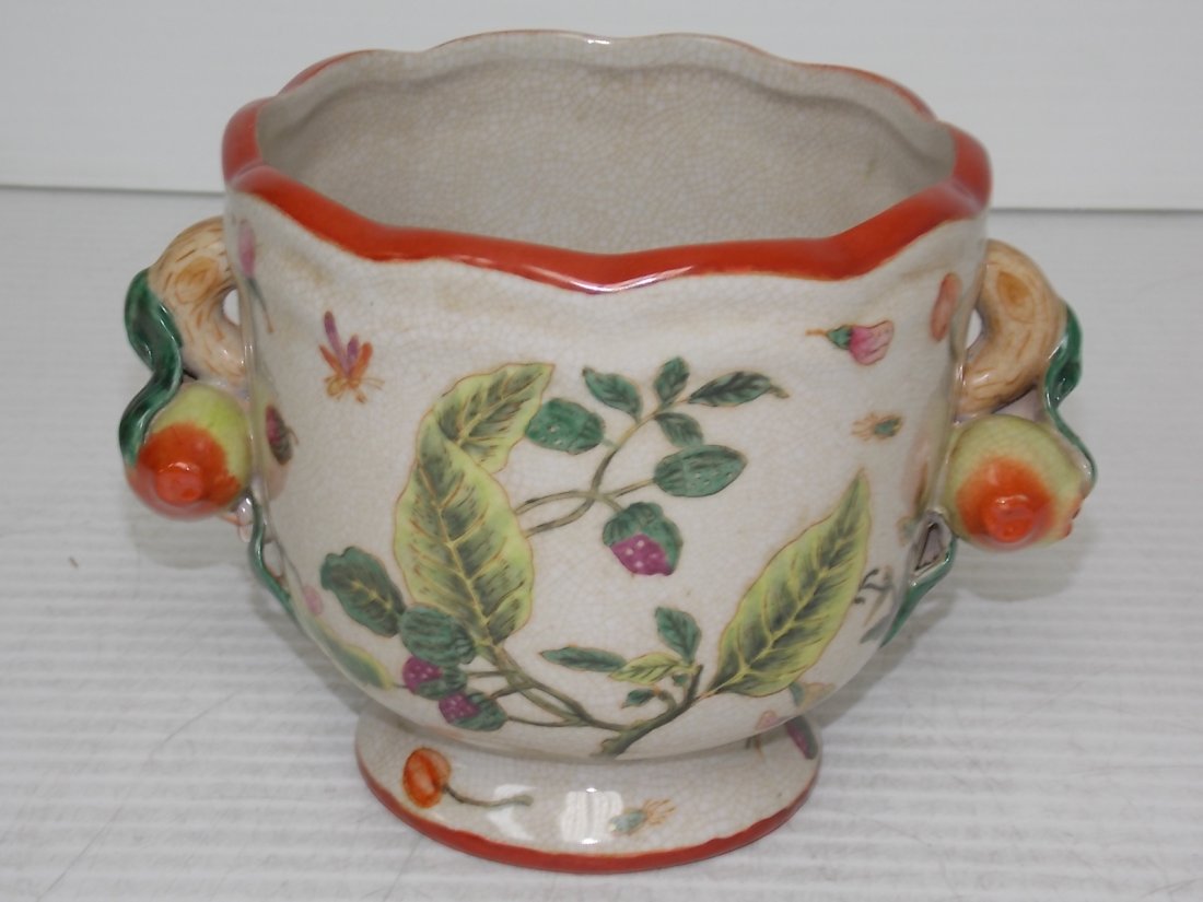DECORATIVE VICTORIAN STYLE FLORAL COMPOTE FLOWER POT (1 of 6)
