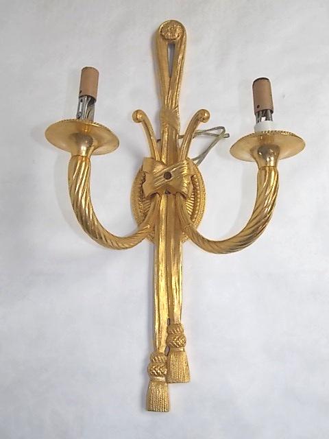 FRENCH REGENCY LOUIS XVI GILT BRONZE BRASS WALL SCONCE (1 of 5)