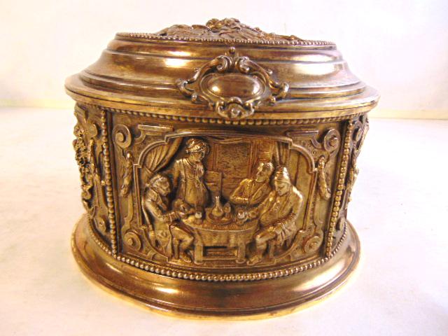 VINTAGE ANTIQUE SILVERPLATE DUTCH REPOUSSE BOX (1 of 10)