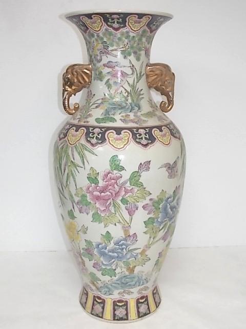 VINTAGE HAND PAINTED CHINESE PORCELAIN FLOOR VASE (1 of 6)