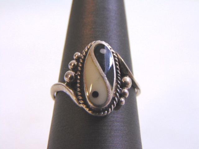 Vintage Estate Sterling Silver Chinese Yin Yang Ring (1 of 4)