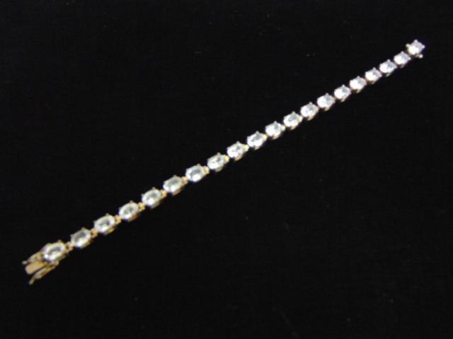 Womens Vintage Estate Sterling Silver Tennis Bracelet: FOR SALE IS A LOVELY VINTAGE ESTATE .925 STERLING SILVER TENNIS BRACELET THAT MEASURES 7 1/2" LONG FROM THE CLASP, BY 3/16" WIDE, AND WEIGHS 16.4g. NOT SURE IF THE STONES ARE CZ OR CRYSTALS. THIS WOUL