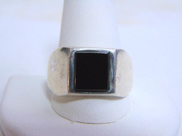 Mens Vintage Estate .925 Sterling Silver Ring w/ Onyx (1 of 5)