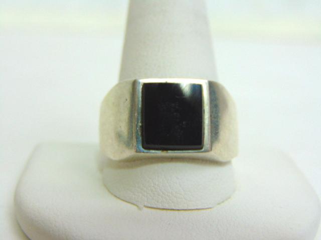 Mens Vintage Estate .925 Sterling Silver Ring w/ Onyx (1 of 5)
